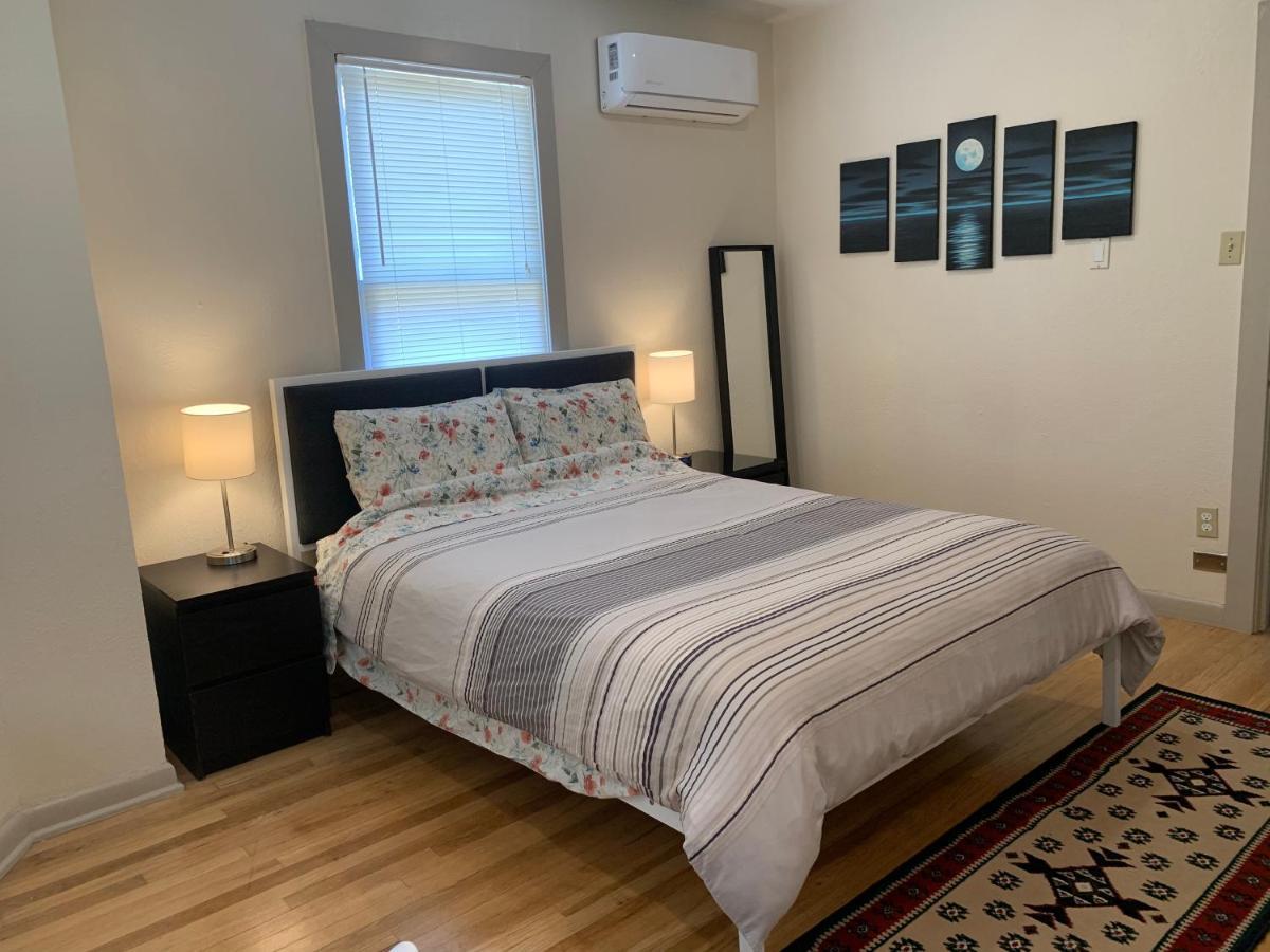 125-#4 Downtown Cozy Upstairs One Bedroom Apt San Antonio Eksteriør bilde