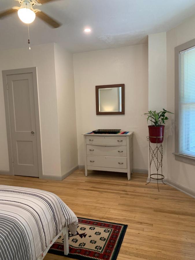 125-#4 Downtown Cozy Upstairs One Bedroom Apt San Antonio Eksteriør bilde